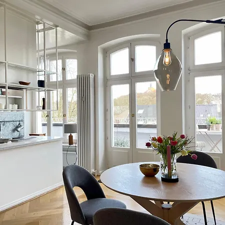 Helle Altbauwohnung Mit Balkon Im Briller Viertel Apartment *