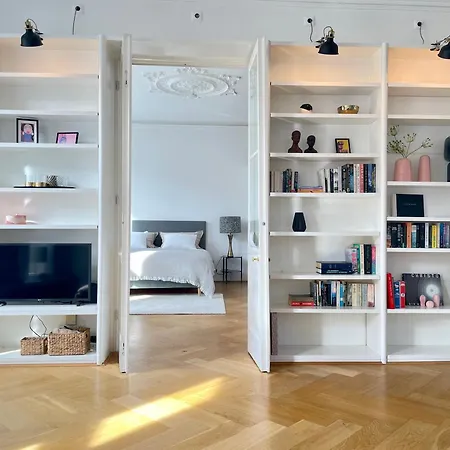 Helle Altbauwohnung Mit Balkon Im Briller Viertel Wuppertal