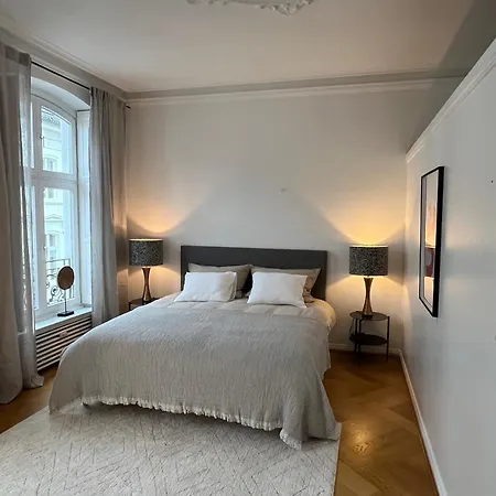 Helle Altbauwohnung Mit Balkon Im Briller Viertel Apartment