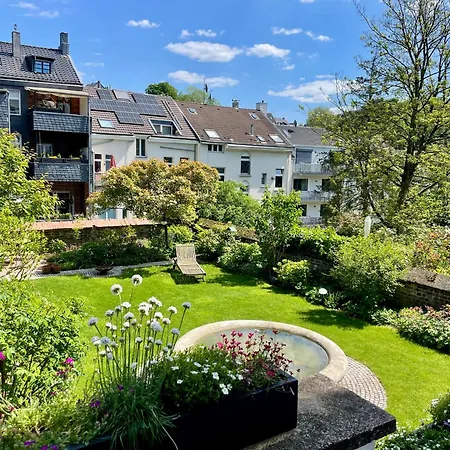 Apartment Helle Altbauwohnung Mit Balkon Im Briller Viertel