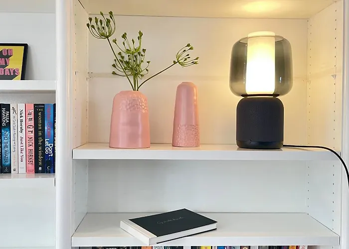 Helle Altbauwohnung Mit Balkon Im Briller Viertel