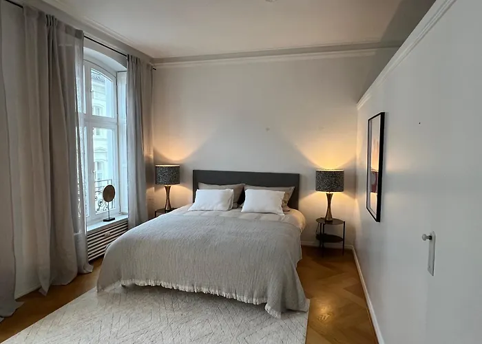 Helle Altbauwohnung Mit Balkon Im Briller Viertel Appartamento