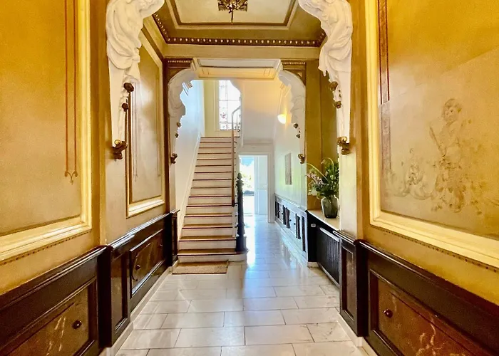 Helle Altbauwohnung Mit Balkon Im Briller Viertel Appartamento